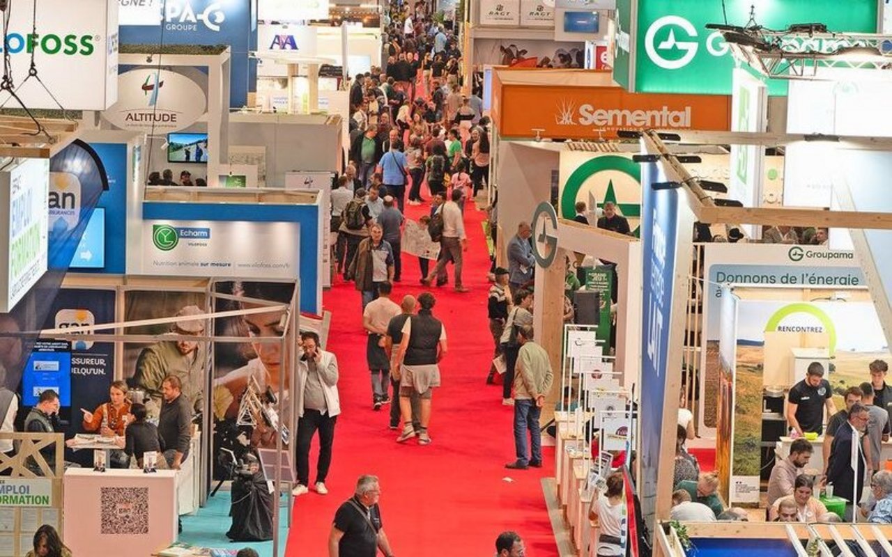 Auf einer Ausstellungsfläche von 22 Hektaren konnten sich die BesucherInnen über Produkte und Themen zu Tierernährung, Zucht, Tiergesundheit und -hygiene, Melktechnik, Stallbau und -einrichtungen, erneuerbare Energien, Landtechnik und vieles mehr informieren.