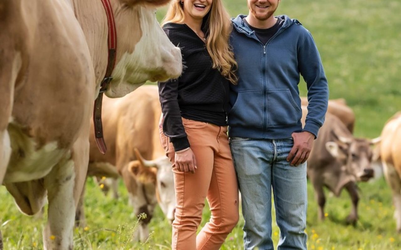 Manuela Lerch (26) und Noah Handschin (29) bewirtschaften zusammen seit drei Jahren einen Pachtbetrieb in Läufelfingen BL.