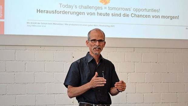 «Mais ist ja eigentlich eine Hackfrucht», rief Agronom Jürg Hiltbrunner am Rindviehtag des Inforamas in Erinnerung.