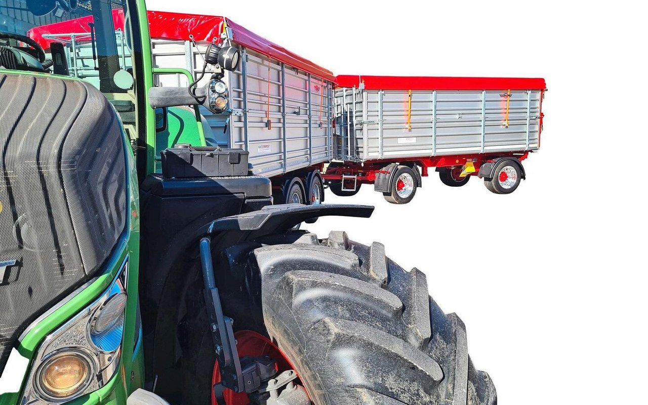 Der 700er-Fendt-Vario bildet mit dem Marolf-Anhängerzug ein perfektes Transportgespann. Bei 40 Tonnen Gesamtgewicht sind alle maximalen und minimalen Achslasten ohne Frontballast eingehalten.