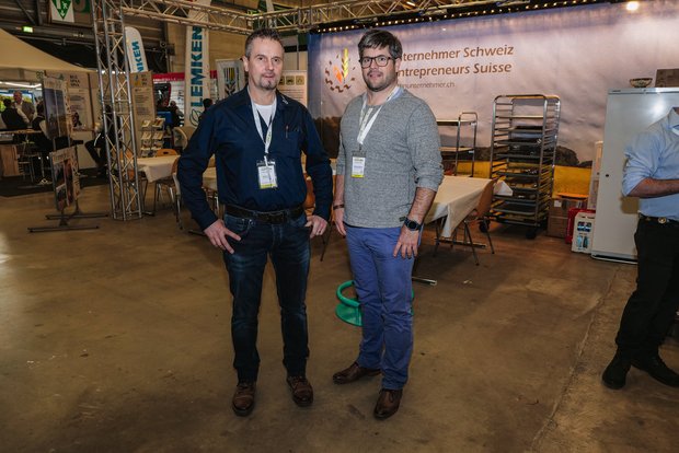 Lohnunternehmer sind gegen die Import-Initiativen Oskar Schenk, Präsident Lohnunternehmer Schweiz (links) und Markus Schneider, Organisator LUTaCH. Bild: Beat Schmid