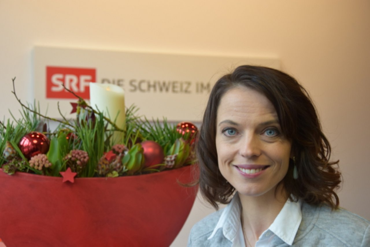 Mona Vetsch hat einen eigenen Garten und würde gerne einmal mit Bundesrat Alain Berset Abendessen gehen. Das hat sie uns im Interview verraten. (Bild Jeanne Woodtli)