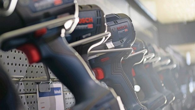 Hersteller bieten bis zu 40 Akkuschrauber-Modelle an – die Wahl des richtigen hängt von Aufgabe, Leistung und eigenem Geschmack ab.