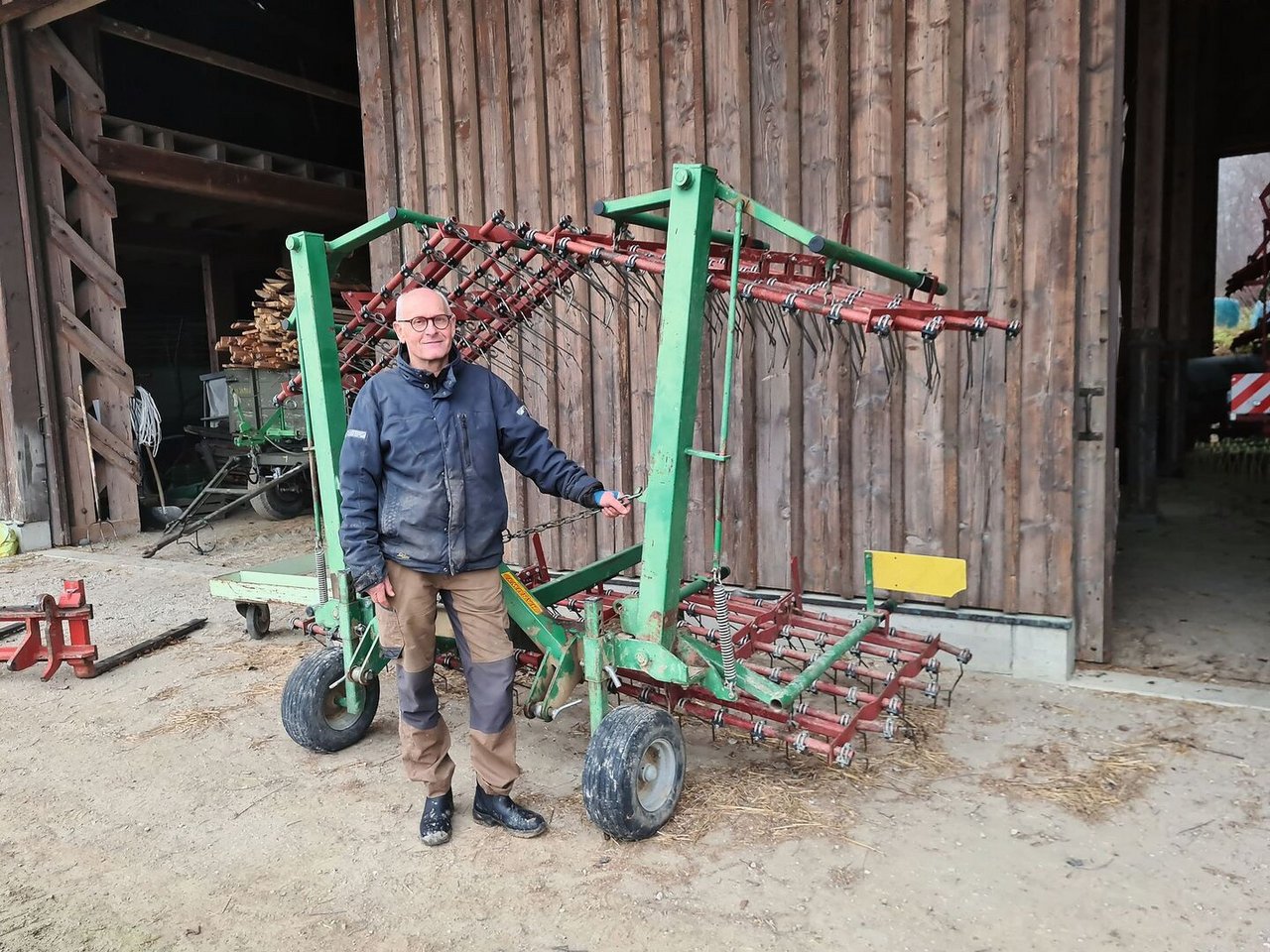 Diesen Striegel nutzt Christoph Schmid seit gut 30 Jahren. Die Maschine prägt den biologischen Anbau und erbringt bei einem gezielten Gebrauch eine gute Einsatzwirkung.