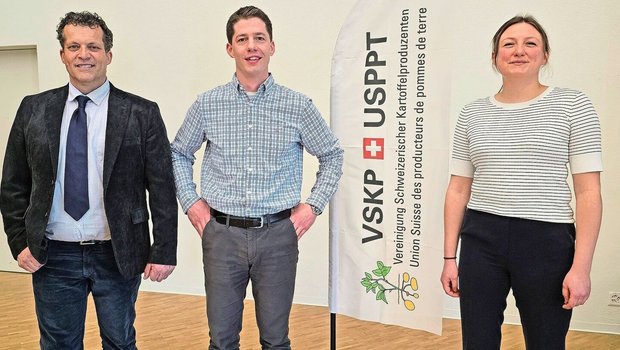 Ruedi Fischer (links) ist als Präsident des VSKP nach 18 Jahren zurückgetreten. Sein Nachfolger ist Niklaus Ramseier, der die Geschäftsführung an Lara Stamler übergeben hat.