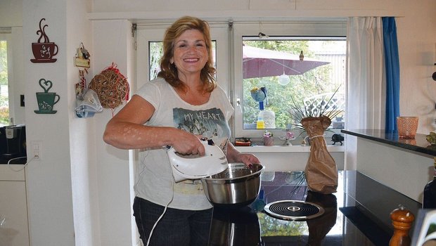 Barbara Huber kocht leidenschaftlich gern und empfängt als Swiss-Tavolata-Gastgeberin Gäste auf dem Hof.