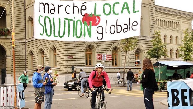 Die lokal organisierte Versorgung der Bevölkerung mit Lebensmitteln spielt in der Ideal-Vorstellung vieler Klima-Aktivisten eine wichtige Rolle. (Bild riseupforchange.ch)