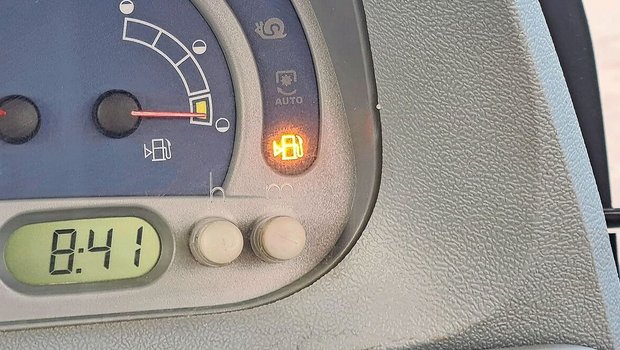 Zeit zum Tanken, obschon die Dieselpreise hoch sind. 
