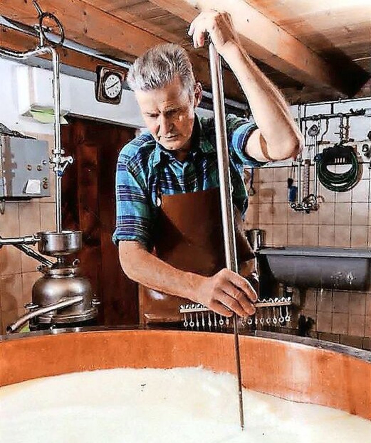 Jahrelang stand Alfred Bühler am Käsekessi und prodzierte Gruyère AOP Alpage. 