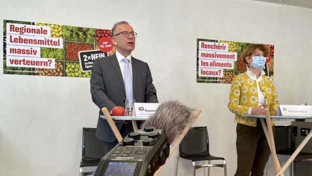 Allianz «2 x Nein zu den extremen Agrar-Initiativen», Ständeräte Hannes Germann (Präs. Gemüseproduzenten) und Marianne Maret (Stiftung für nachhaltige Entwicklung der Berggebiete. (Bild: «die grüne» / Jürg Vollmer)