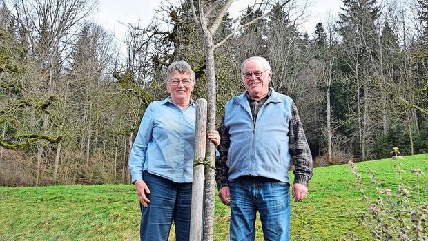 Therese und Ueli Schüpbach aus Freimettigen hoffen, dass die junge Generation in Zukunft mehr für ihre Produkte erhalten. Gleichzeitig wünschen sie sich, dass die Bürokratie in der Landwirtschaft weniger wird.  