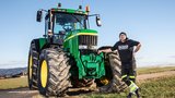 Der John Deere 7810 ist der Traumtraktor von Marc Wüthrich (24) aus Diemerswil BE. (Bild: «die grüne» / Pia Neuenschwander)