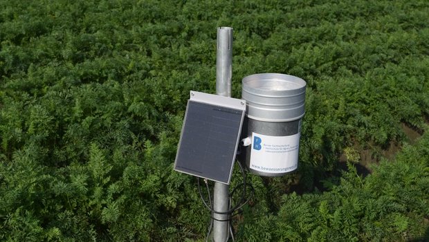 Unter anderem dank Sensoren im Boden soll die knappe Ressource Wasser effizienter genutzt werden. (Bild BauZ)