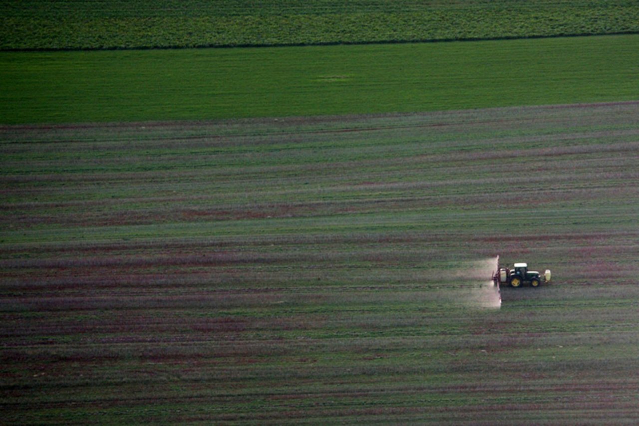 Die Knospe-Organisation fordert unter anderem Lenkungsabgaben auf Pestizide. (Bild Cécile Brabant/landwirtschaft.ch)