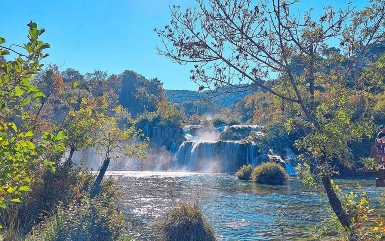 Kroatien ist bekannt für die beiden grosse Nationalparks: Plitvicer Seen und Krka. Bei deren Wasserfällen wurden die Winnetou-Filme «Der Schatz im Silbersee», «Der Ölprinz» und «Winnetou 1» gedreht. 