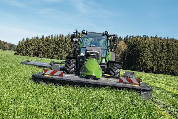 Fendt-Neuheiten 2021 für Schweizer Landwirte: Slicer-Frontmähwerk und Heckmähwerk Das neue Frontmähwerk Fendt Slicer 310. (Bild: zVg)
