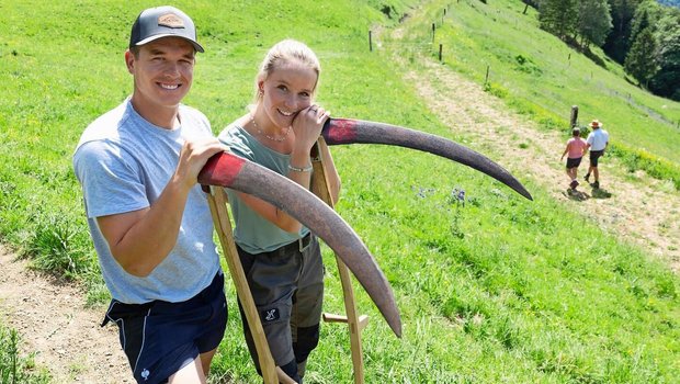 Josef und Sibylle Bader (unten rechts) haben gut fürs Alter vorgesorgt. So können sie den Betrieb sorglos an die nächste Generation weitergeben.
