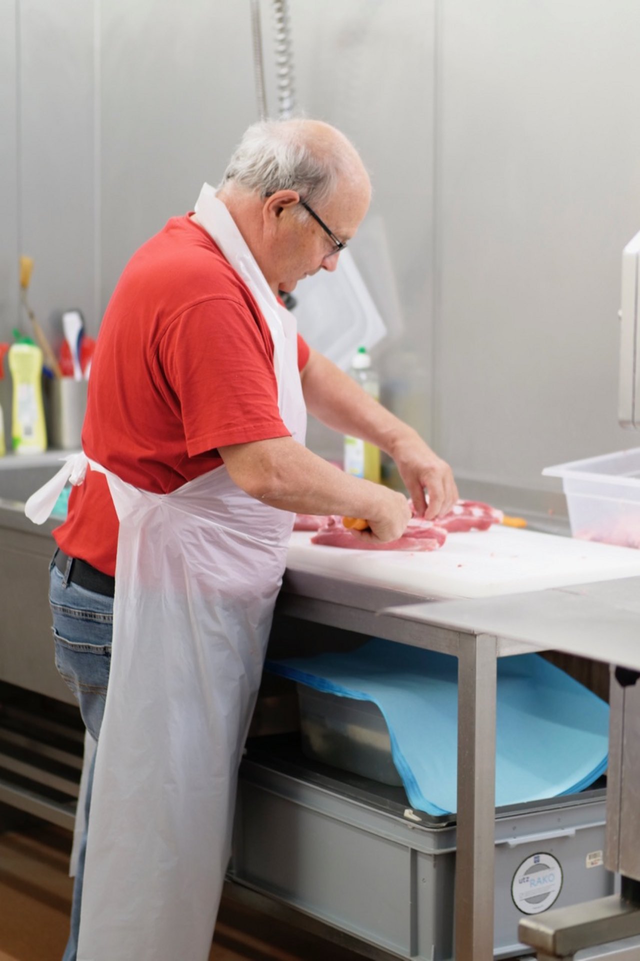 Die Hälfte vermarktet Steiner direkt. Die andere Hälfte geht über den Händler Linus Silvestri. Bild: Martina Rüegger