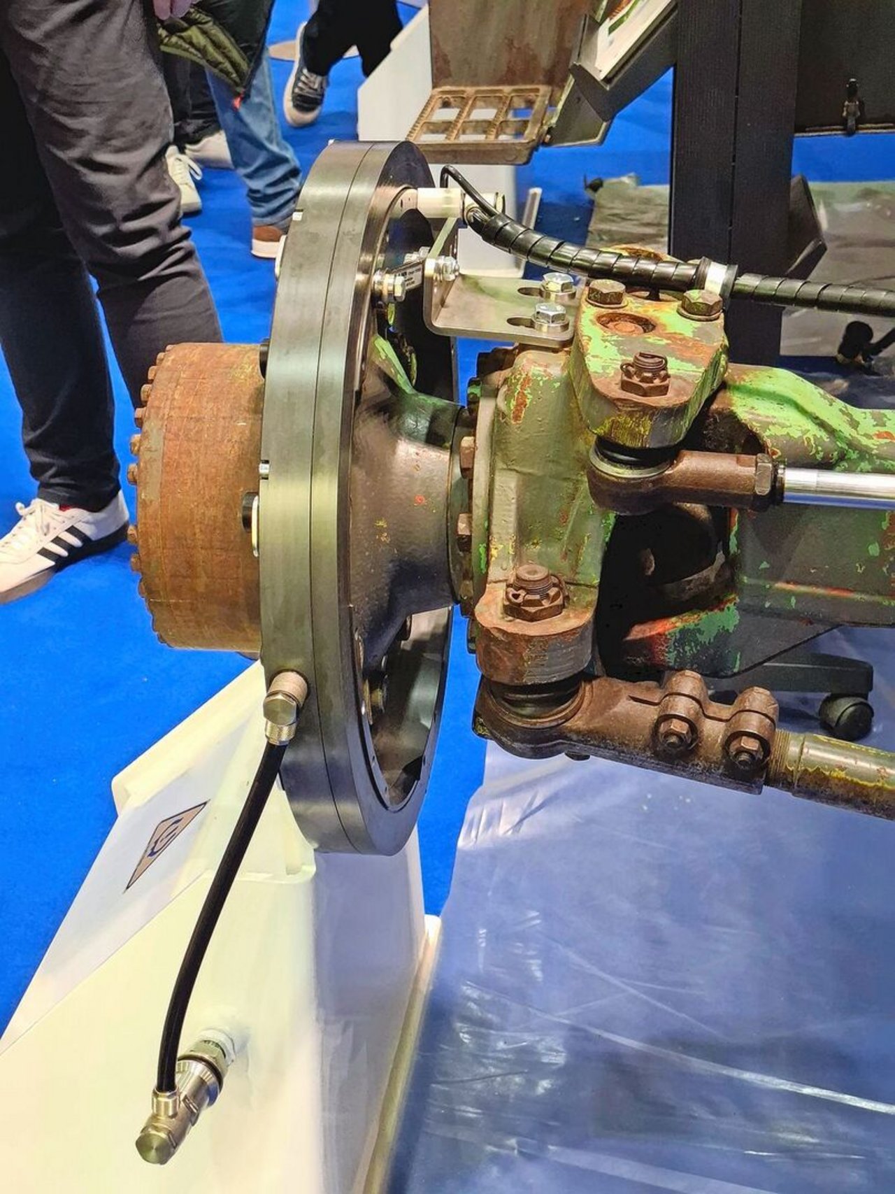 VariQtire ist eine innenliegende Reifendruckregelanlage von IWN.