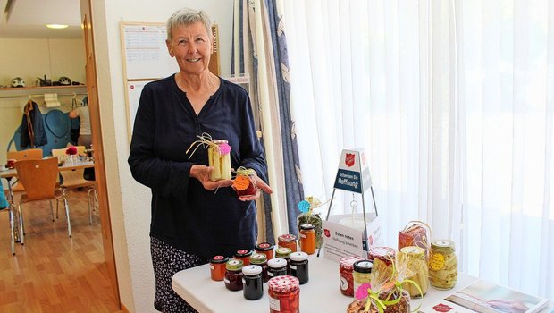 Nichts wird weggeworfen: Was nach der Verteilung der Lebensmittel übrig bleibt, verarbeitet Yvette Kohler zu haltbaren Produkten.