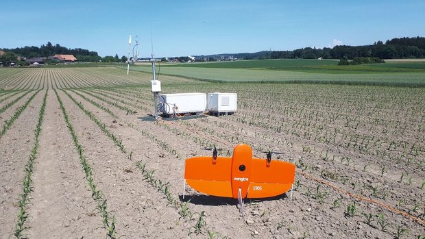 Auf dem Weg zu einem effizienteren Dünger-Einsatz: Feldversuch mit Drohne im Kanton Solothurn.