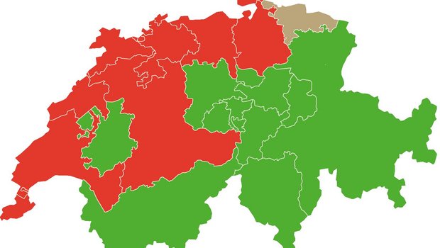Die Abstimmungsresultate zeigen deutliche Unterchiede zwischen dem Mittelland und den Bergkantonen, wo die Revision des Jagdgesetzes begrüsst worden wäre (grün). Im Kanton Thurgau ergab sich ein glattes Unentschieden. (Bild BauZ)