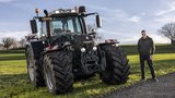 Der Fendt Vario 820 ist Dominik Howalds Traumtraktor. (Bild: «die grüne» / Pia Neuenschwander)