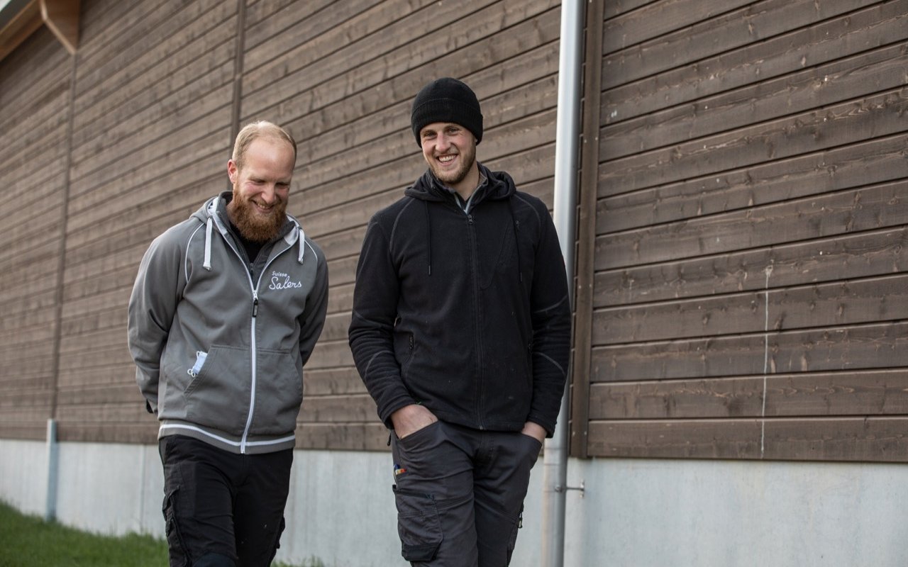 Ein gutes Team: Sébastien Wenger (l) und David Brand arbeiten Vollgas daran, ihre Betriebe gemeinsam fit für die Zukunft zu machen. 
