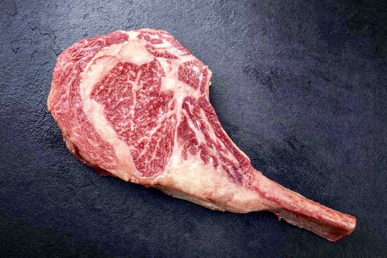 1000 Tonnen Schweizer Kalbfleisch und Rindfleisch werden zur Marktentlastung eingefroren. Bild: Adobe Stock
