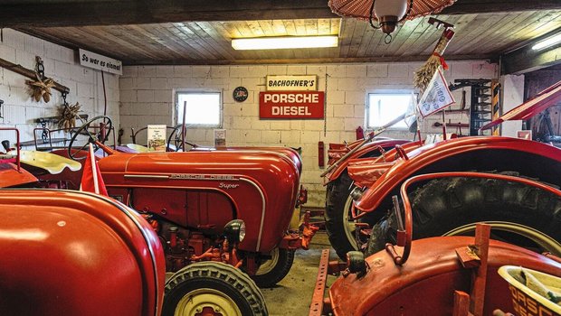 Die Sammlung von Porschehousi umfasst neun Traktoren von Ein- bis Vierzylindermotoren.
