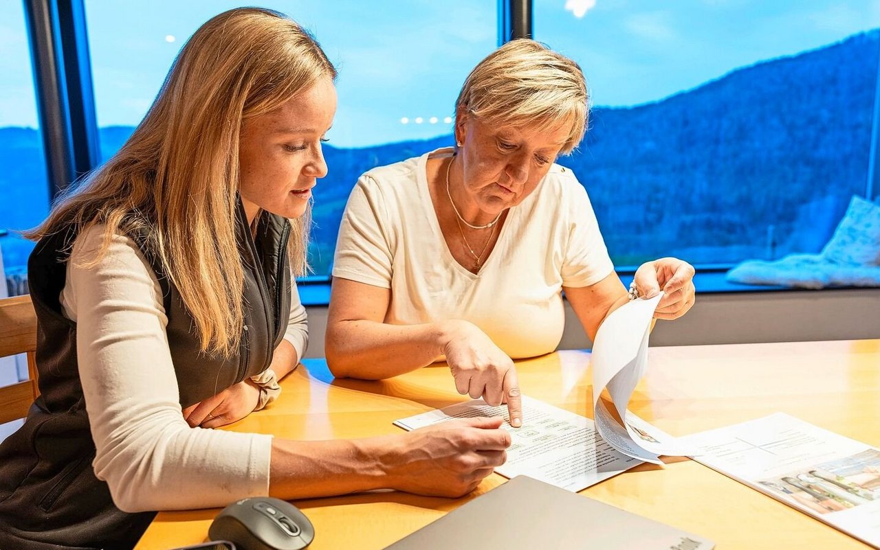 Zahlen offenzulegen ist für Familie Bader wichtig. Liliane Bader hat in ihrer Projektarbeit zur Bäuerin mit Fachausweis bereits einen Darlehensvertrag mit ihren Eltern erstellt. 