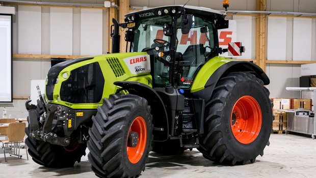 Ein Claas Axion 870-Traktor. (Bild: «die grüne» / Mareycke Frehner)