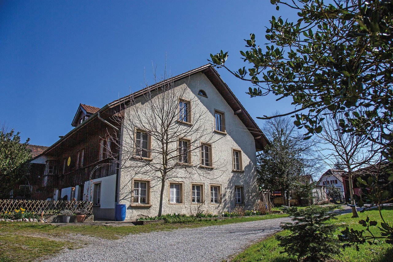 Philipp Fehlmanns Betrieb istin Möriken AG mitten im Dorf. Bild: Pia Neuenschwander
