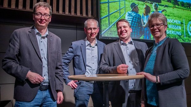 Thomas Cadenau (Leiter Einkauf), Christian Wolf (Verwaltungsratspräsident), Fabian Brühwiler (Geschäftsführer) und Christina Blatter (Leiterin Finanzen). (Bild Maschinenring Ostschweiz)