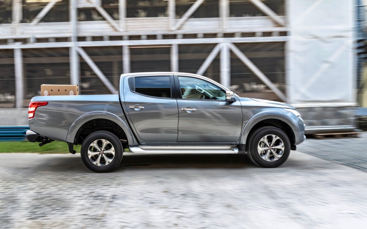 Der Fiat Fullback Pick-up trägt 1 Tonne und zieht 3,1 Tonnen Anhängelast.