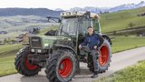 Der Fendt Farmer 280 S ist Adrian Eberhards Traumtraktor. (Bild: «die grüne» / Pia Neuenschwander)