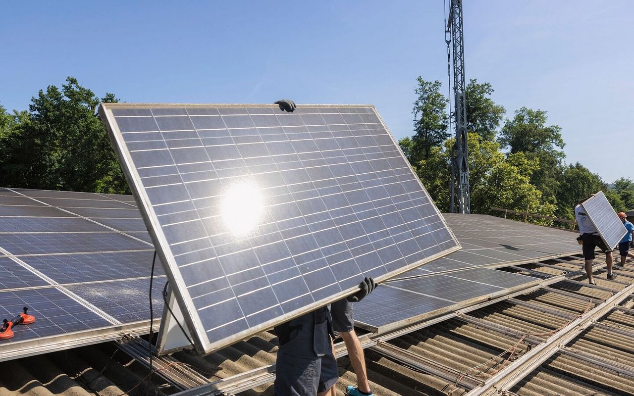 Nach einem Produktionsunterbruch von einem Jahr geht die Anlage mit den neuen Modulen Ende Juni 2022 wieder ans Netz.