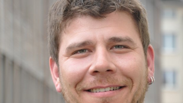 Ehrliche, vorsichtig gerechnete Zahlen Marco Senn, stv. Leiter Treuhand bei Agriexpert, findet es sinnvoll, wenn Betriebsleiter Vollkostenrechnungen selber durchführen. Bild: zVg
