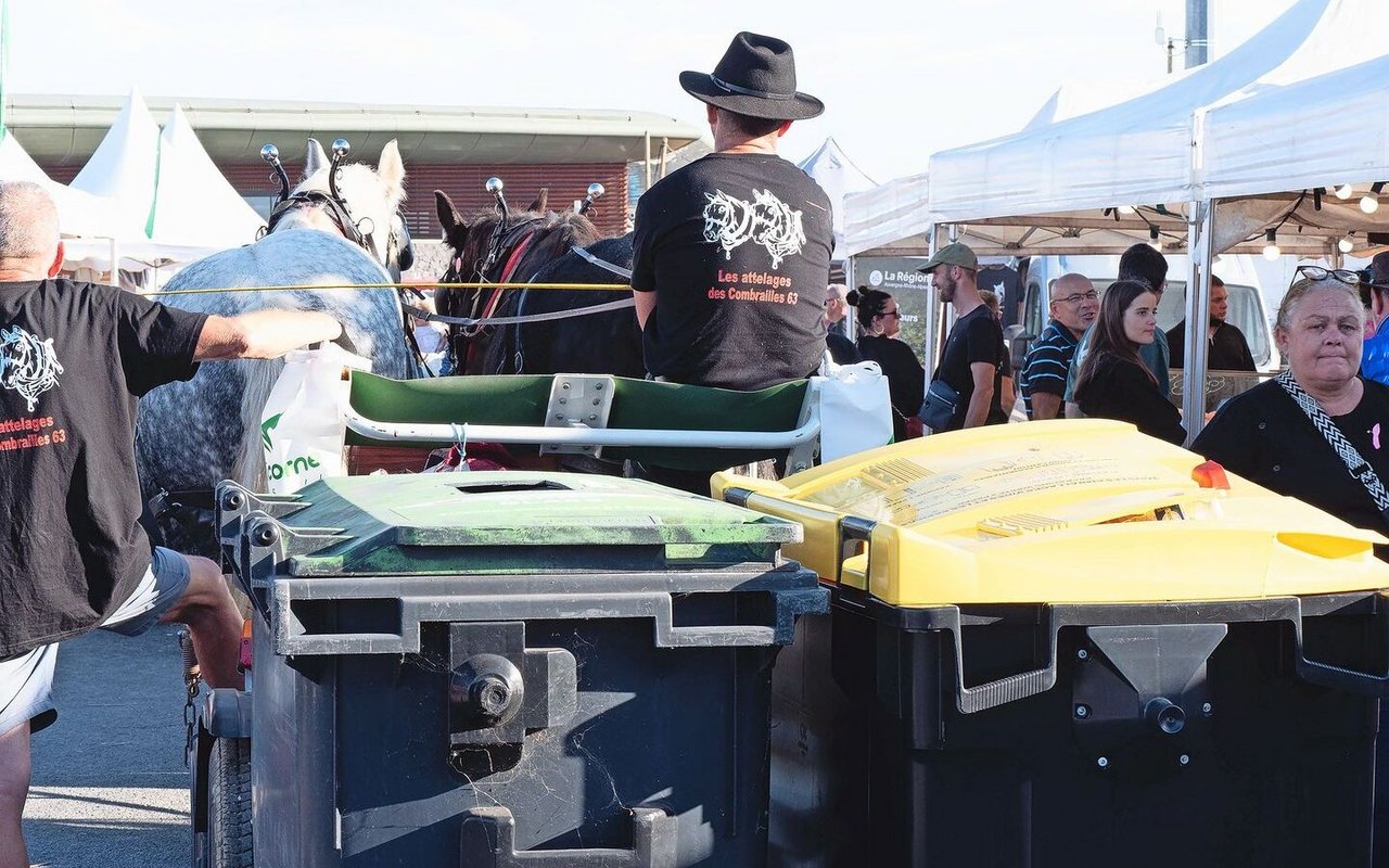 Müllabfuhr auf traditionelle Art.