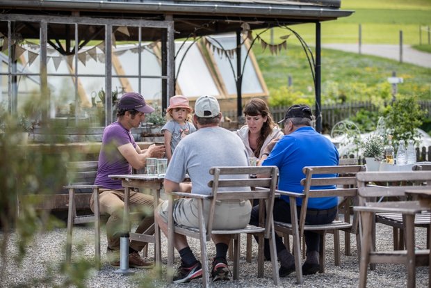  Familienleben: Salome und Thomas Wielands Angebot unterscheidet sich klar von der Betreuung in einer Institution. Bild: Pia Neuenschwander 
