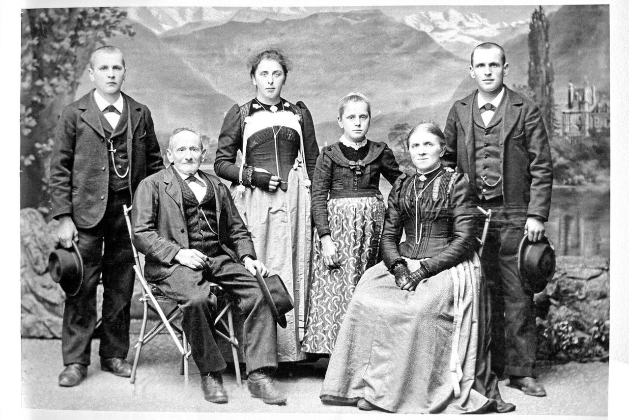 Die Berner Vorfahren (1905) von Landwirt Robert Neuhaus, dessen Eltern 1950 von Teuffenthal BE nach Hugelshofen TG zogen.