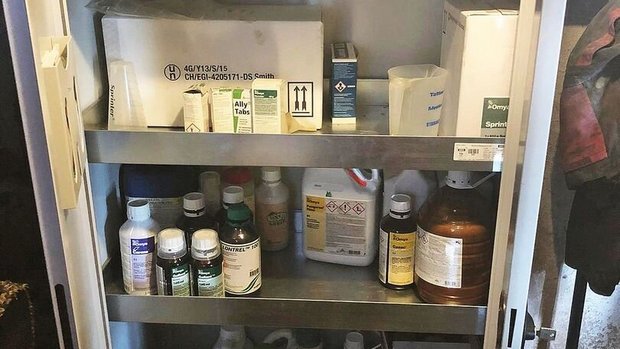 Die Winterzeit bietet die Möglichkeit, das Pflanzenschutzmittellager zu durchforsten und aufzuräumen.