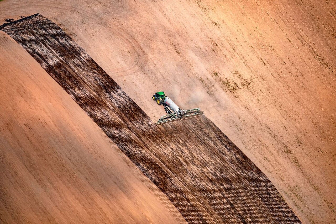 Andere Länder, andere Düngungsnormen. In Deutschland und Frankreich sind nicht nur die Böden anders, sondern auch die Flächen grösser. 