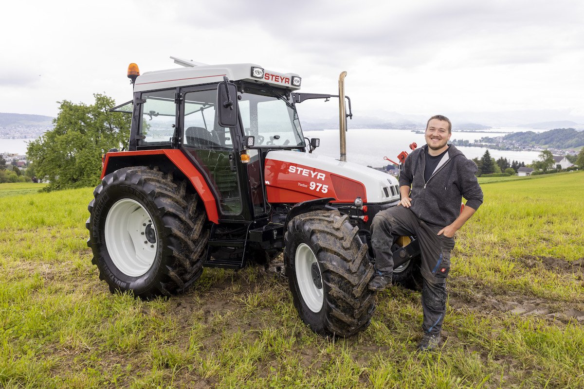 Der Steyr 975 M von Brian Blattmann aus Richterswil ZH - diegruene